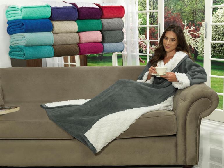 composto por 1 cobertor com mangas de tv e sofa avulsa com efeito pele de carneiro sherpa 1 35x1 70m uma face e plush que e o tecido de manta de